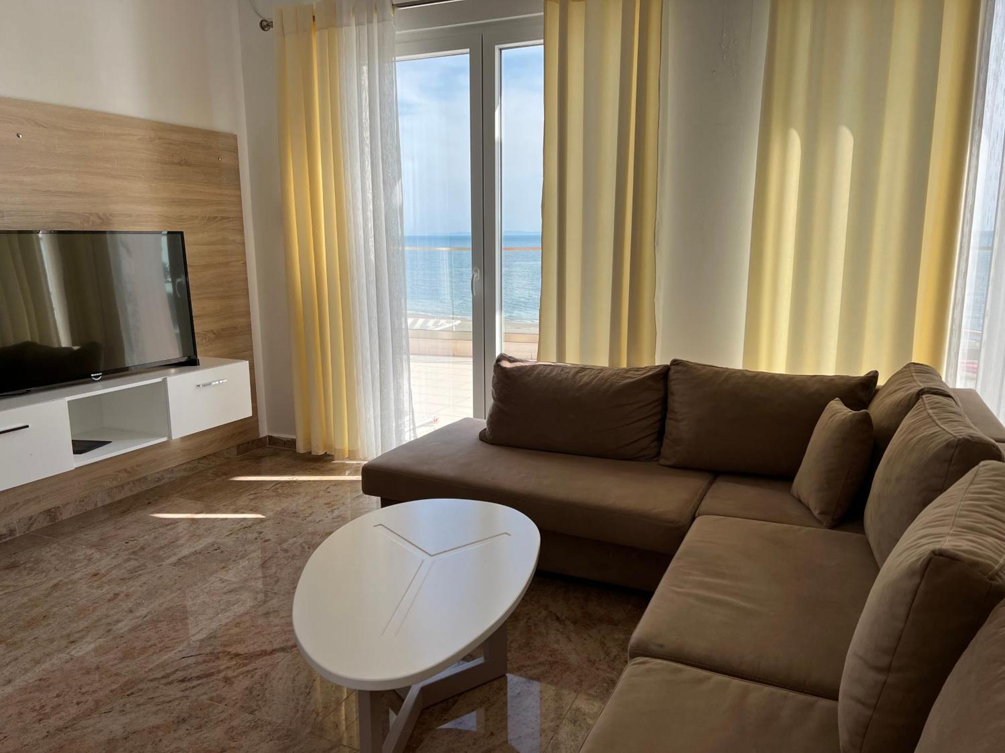 Elvin Deluxe Apartment Velipoje Bagian luar foto