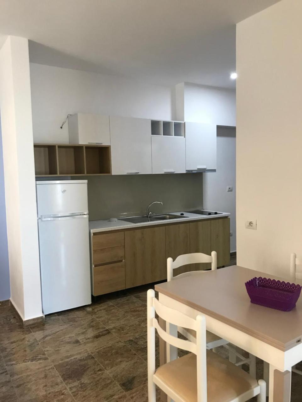 Elvin Deluxe Apartment Velipoje Bagian luar foto